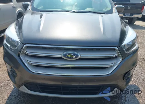 2018 Ford Escape Se из США, поврежденный, VIN 1FMCU0GD7JUC85649